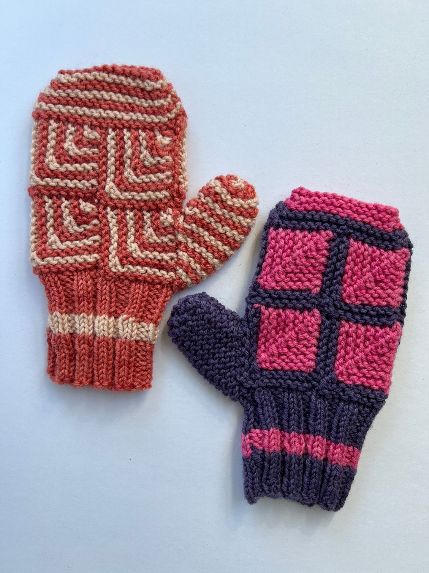 Mitred Mittens Kit - Pale Amethyst on Grey + Natural Grey