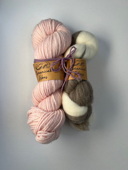 In a Twist Kit - Pale Cochineal